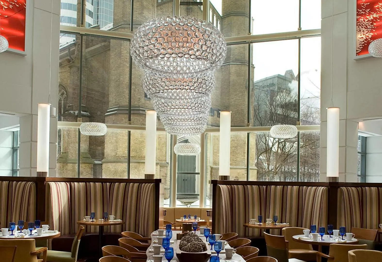 Hotel Marriott Downtown At Cf Toronto Eaton Centre 4*,  Canadá